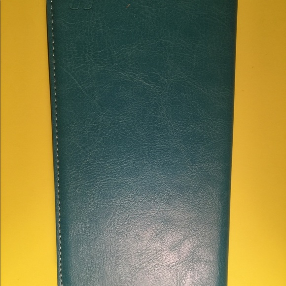 Phone covers - Picture 5 of 8